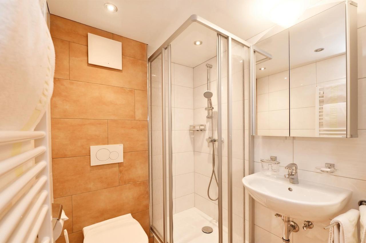 Hotel Montabella شرنز المظهر الخارجي الصورة