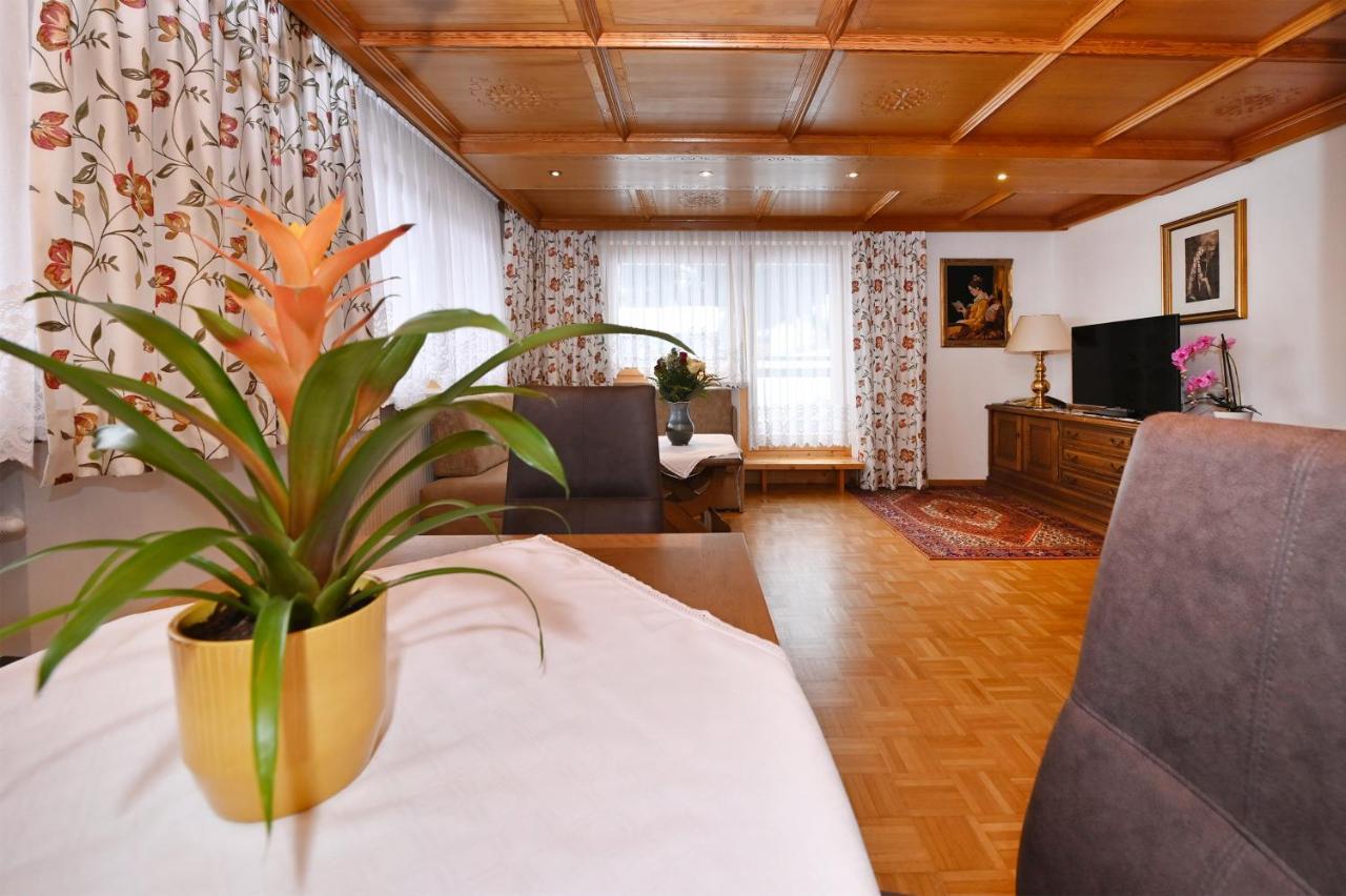 Hotel Montabella شرنز المظهر الخارجي الصورة