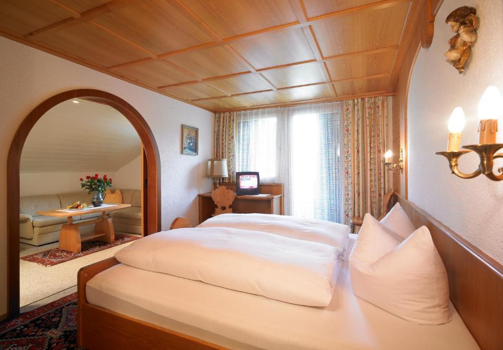 Hotel Montabella شرنز الغرفة الصورة